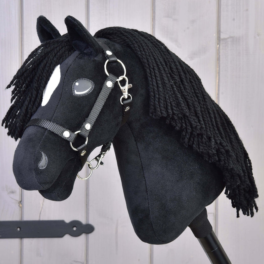 Hobby Horse Cloony s černou ohlávkou