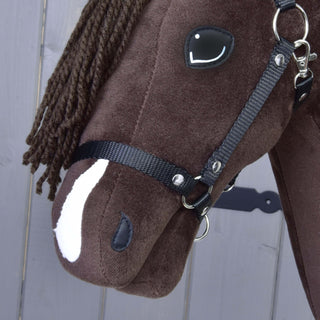 Hobby Horse Chianti s černou ohlávkou