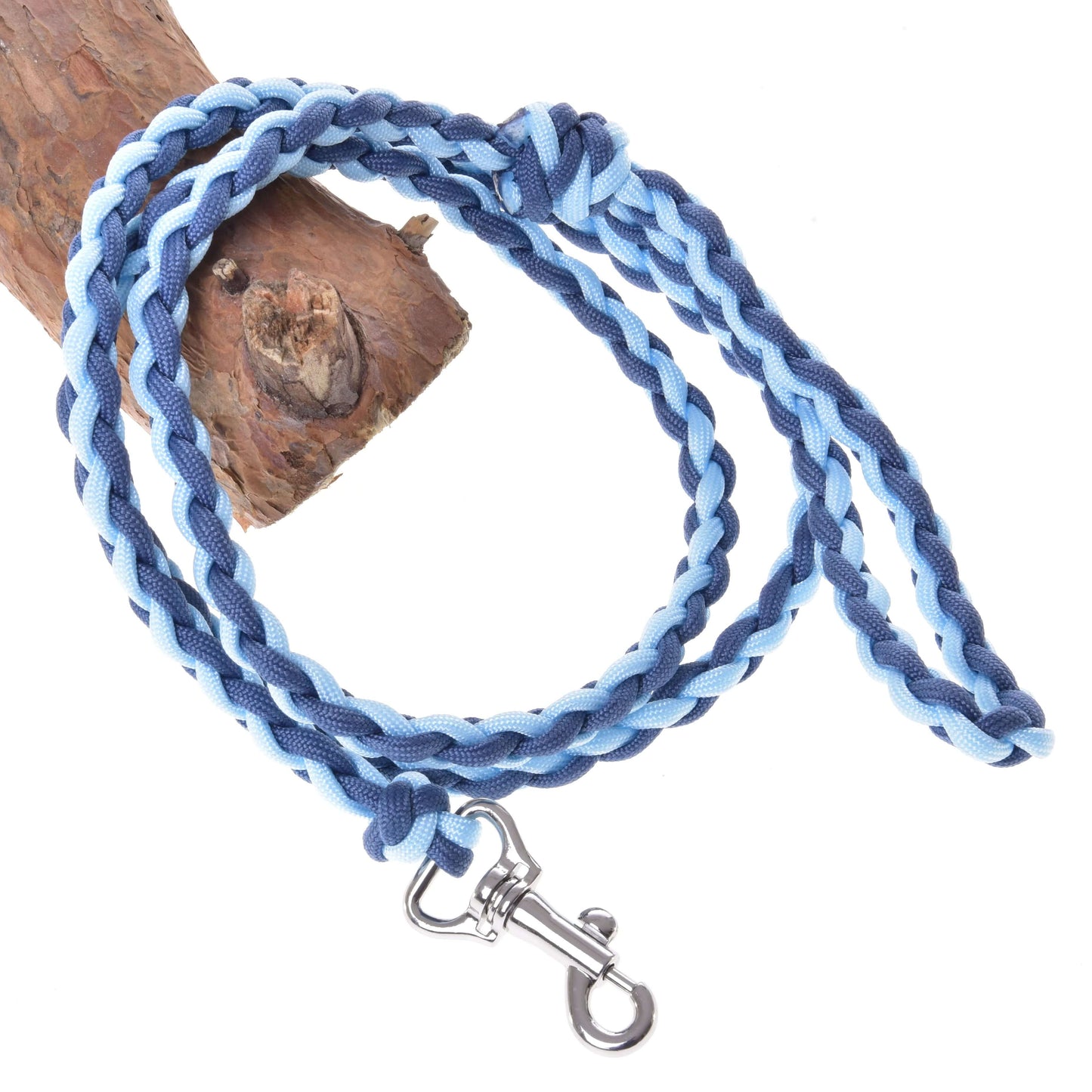 Hobby Horse - pletené vodítko Double Blue od Hobby Horse LarDen, měkké paracordové vodítko s kvalitní karabinou, omotané kolem kusu dřeva.