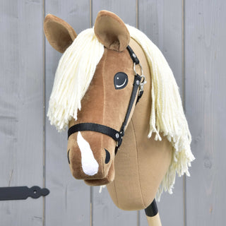 Hobby Horse Smart s černou ohlávkou