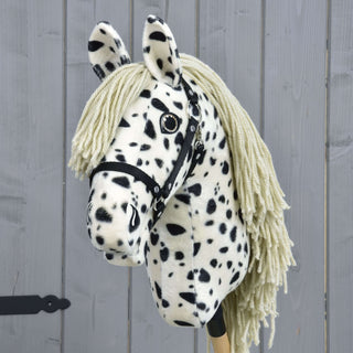 Hobby Horse Lord Valentine s černou ohlávkou
