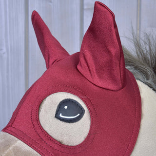 Maska Barn Red