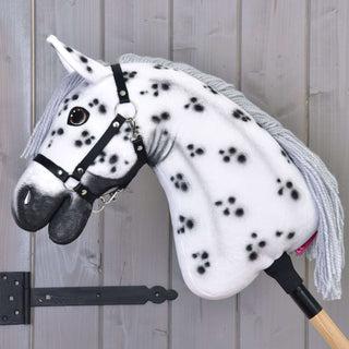 Hobby Horse Chantal s černou ohlávkou