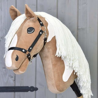 Hobby Horse Fury s černou ohlávkou
