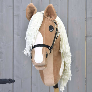 Hobby Horse Fury s černou ohlávkou