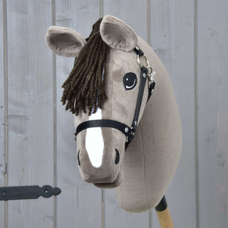Hobby Horse Guccini s černou ohlávkou