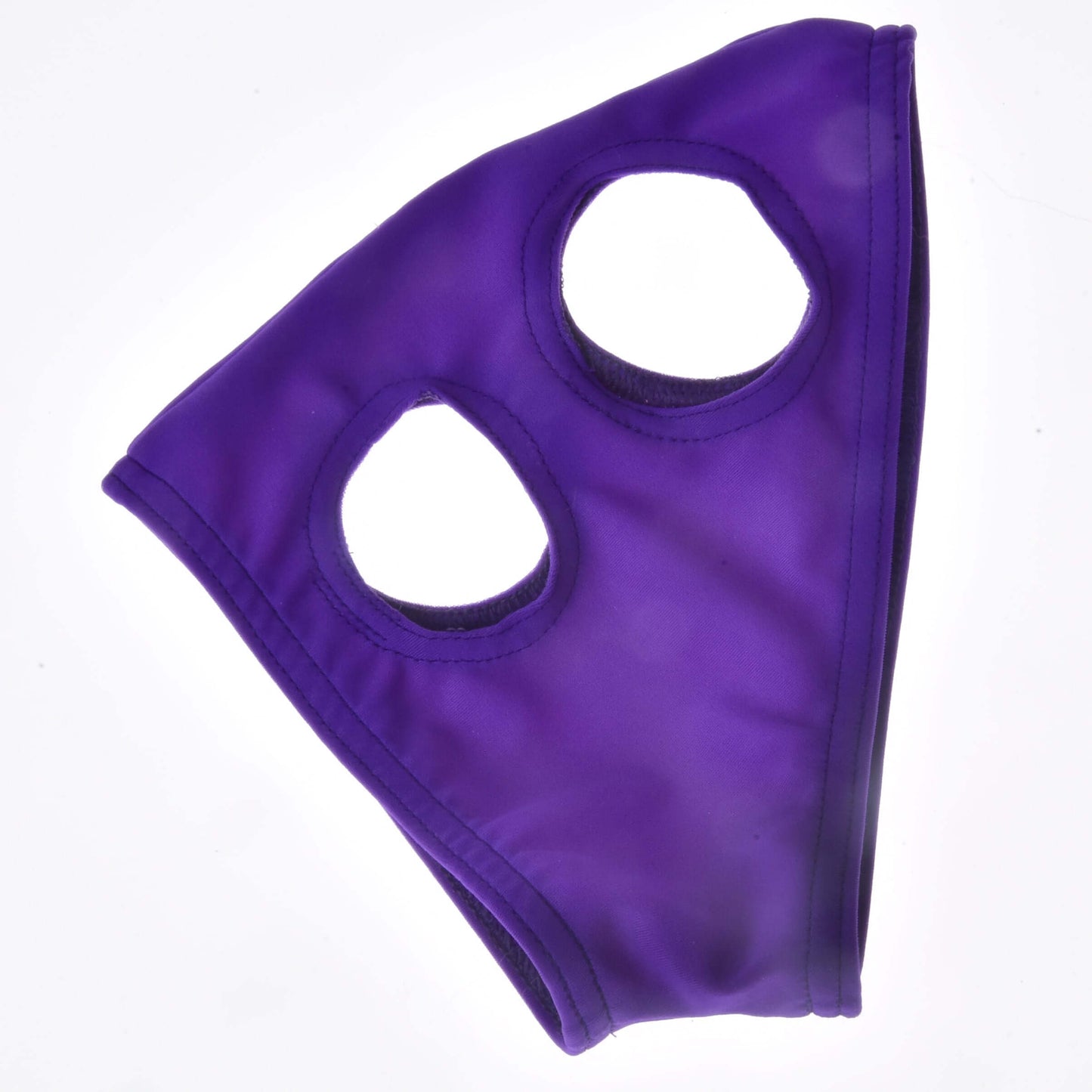 Maska bez uší Indigo od Hobby Horse LarDen, vyrobená z pratelného PES se dvěma velkými kulatými otvory, leží naplocho na bílém pozadí.