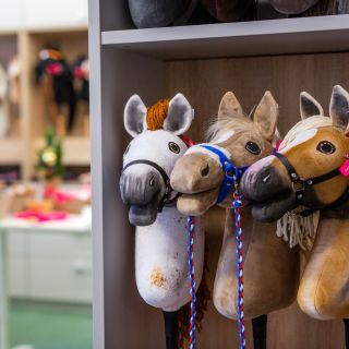 ❤️v našem obchodě je toho momentálně o trochu méně. Všechno co chybí bylo u vás pod vánočními stromky. Kdo našel pod tím...